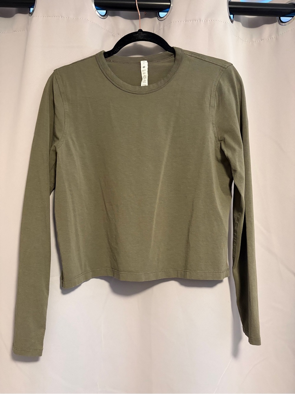 lululemon athletica Olive Green Long Sleeve Crewneck